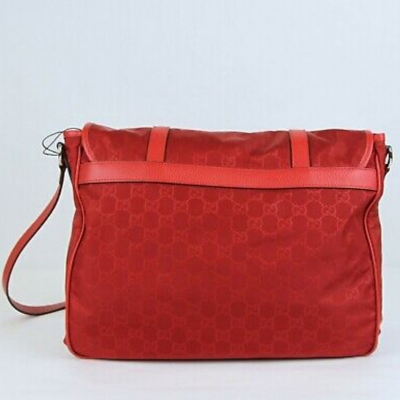 Gucci Nylon Messenger - Picture 3 of 5